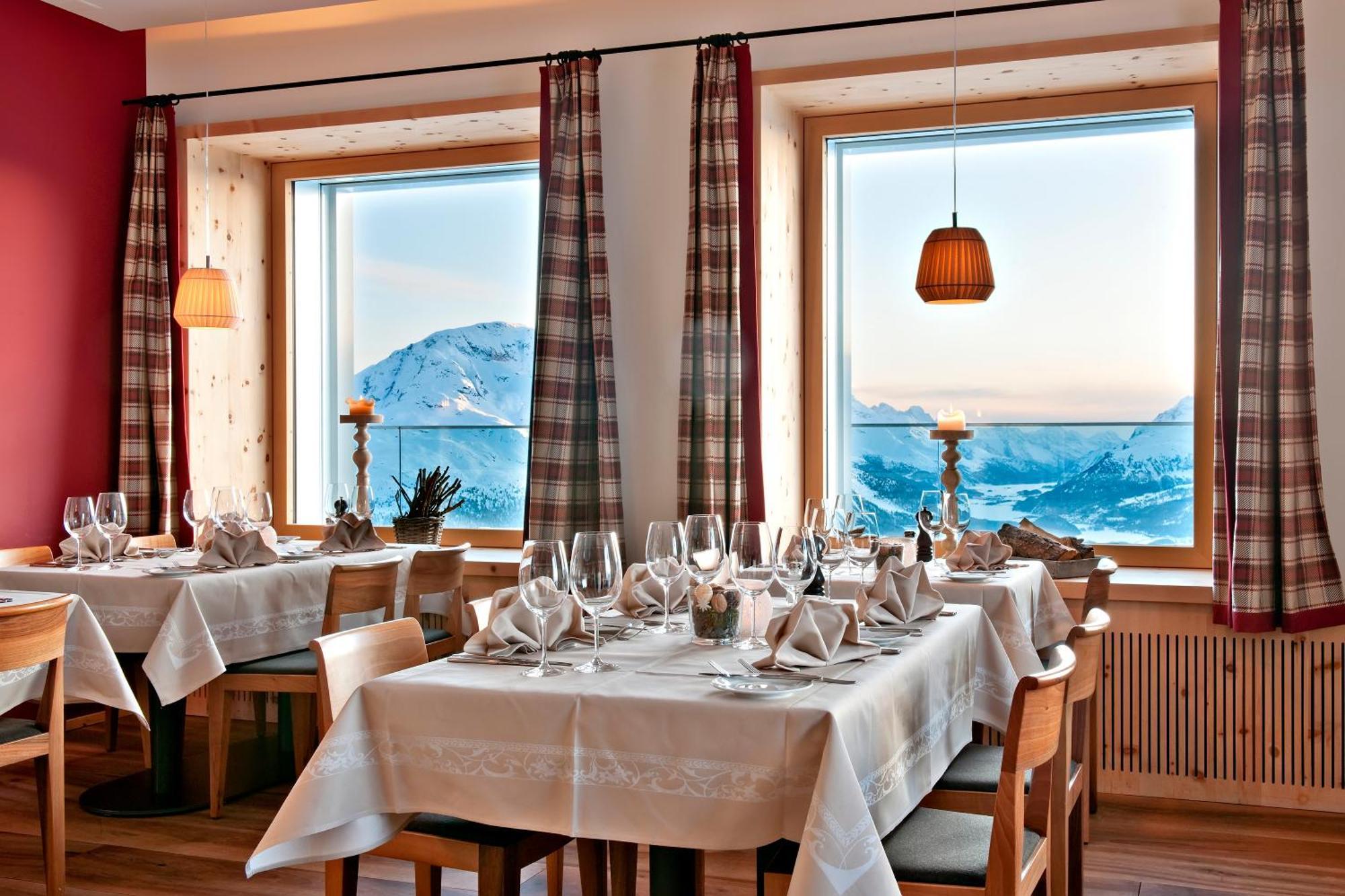 Romantik Hotel Muottas Muragl Samedan Luaran gambar
