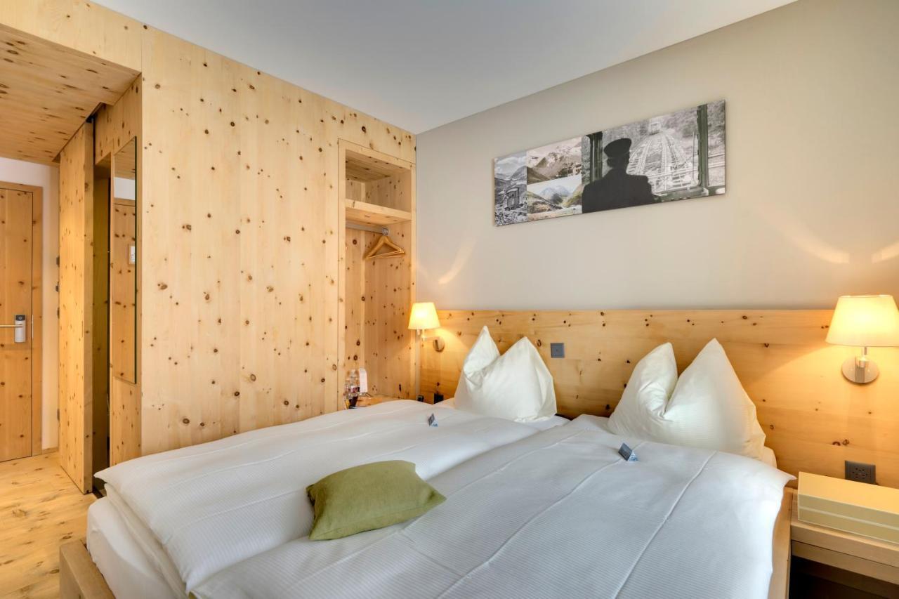 Romantik Hotel Muottas Muragl Samedan Luaran gambar
